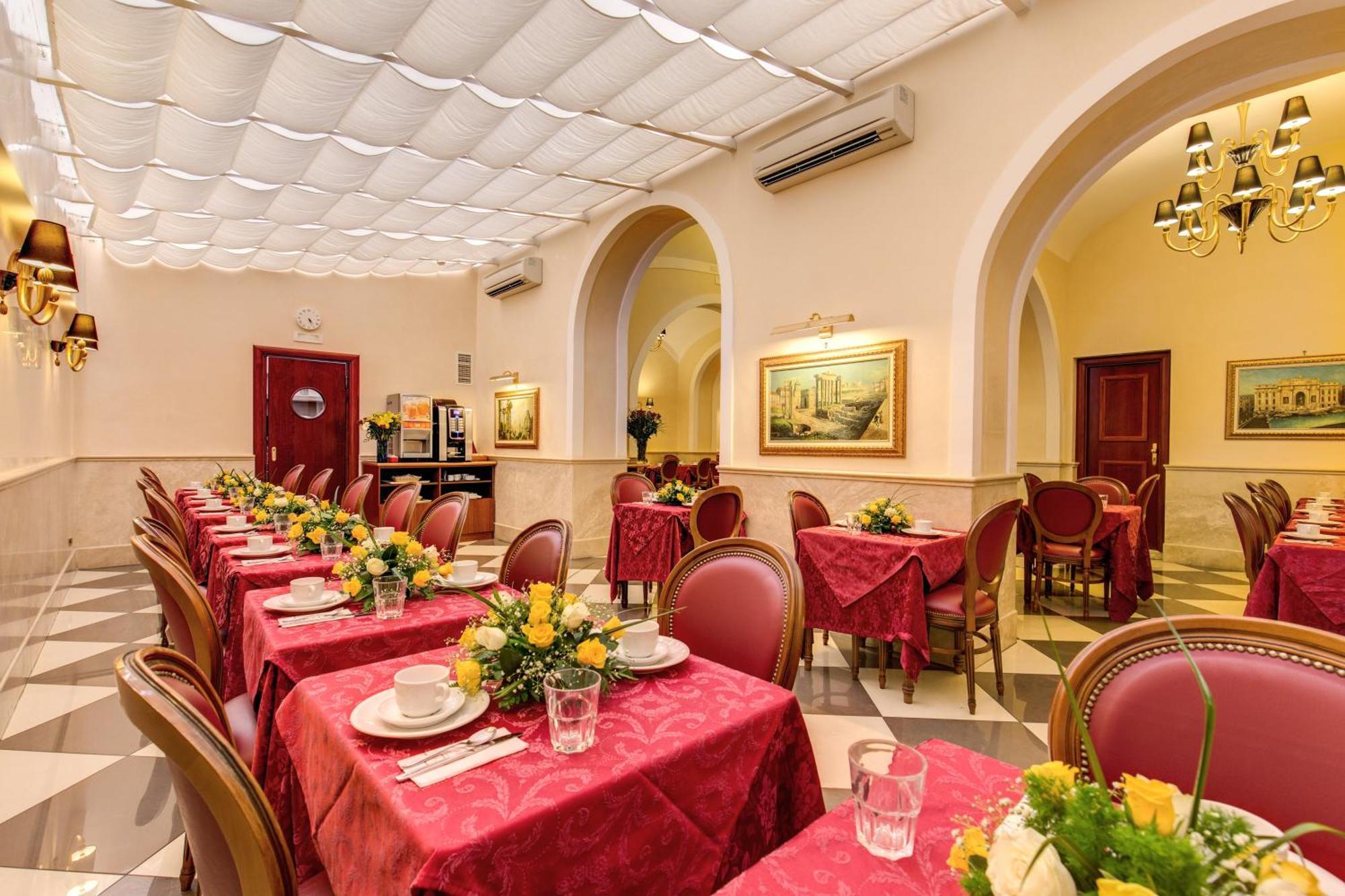 Hotel Contilia Roma Esterno foto
