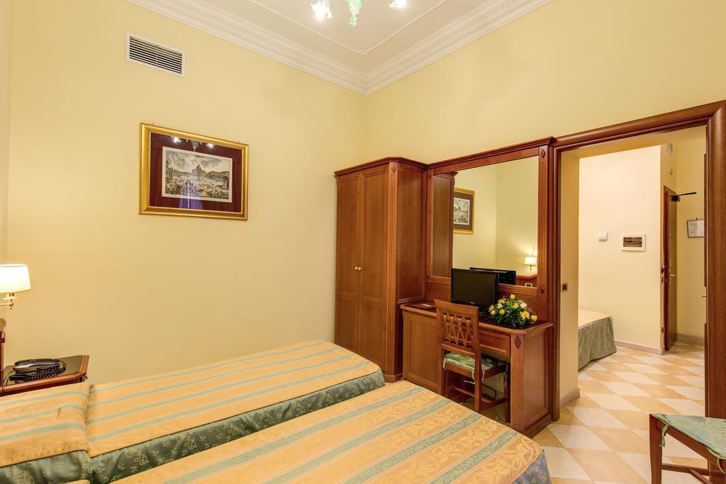 Hotel Contilia Roma Esterno foto