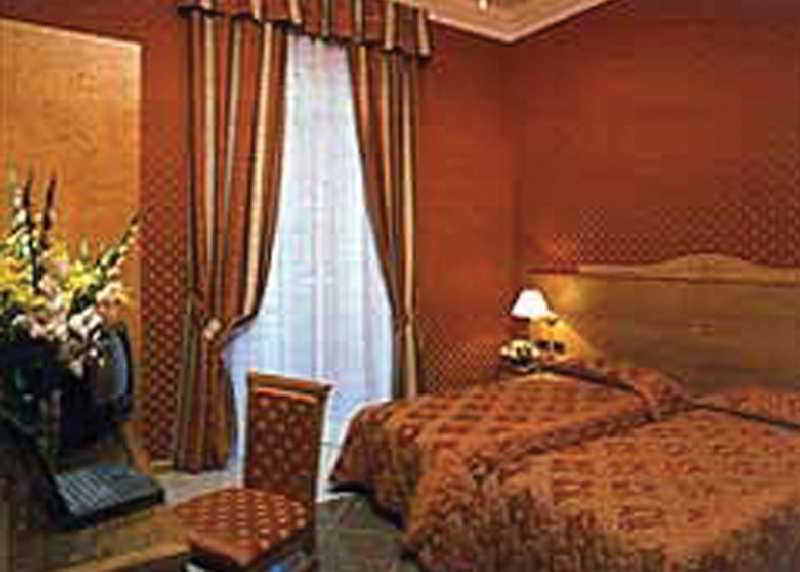 Hotel Contilia Roma Esterno foto