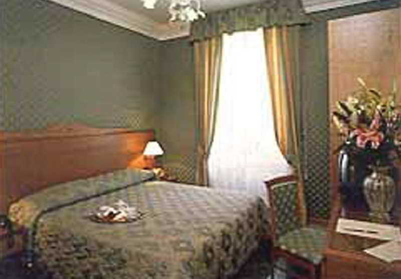 Hotel Contilia Roma Esterno foto