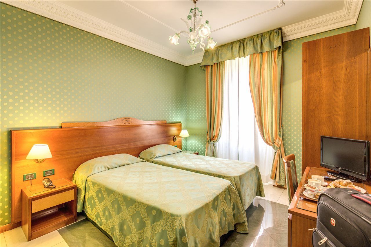 Hotel Contilia Roma Esterno foto