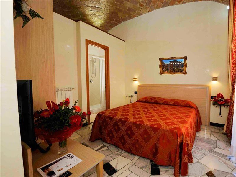 Hotel Contilia Roma Esterno foto